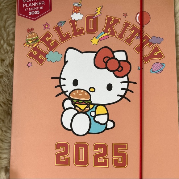 New Hello Kitty planner 17 month 2024-2025 - Picture 2 of 5